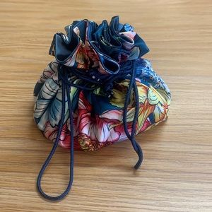 Brighton fabric jewelry holder